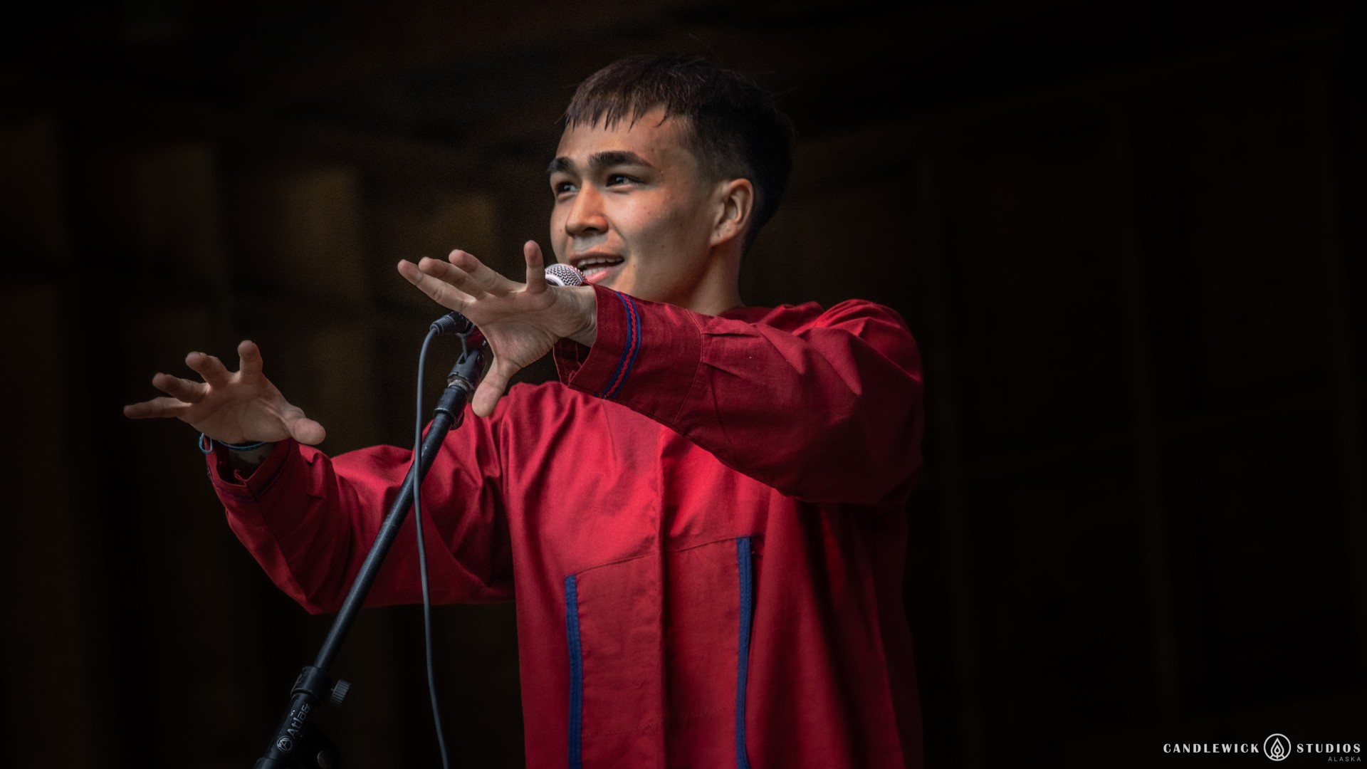 Byron Nicholai - yu'pik musiker